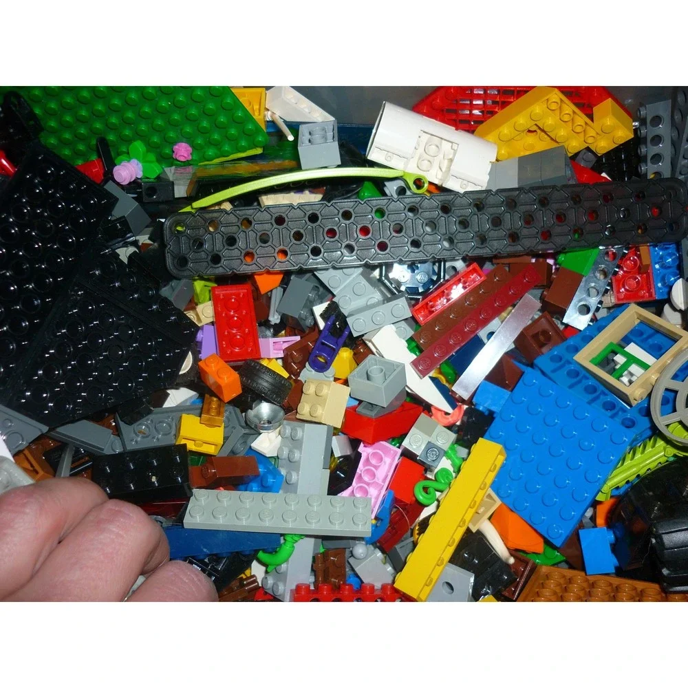 LEGO Bulk Mixed Lot‎ Bricks Plates Wheels Gears Technic Space City Assorted 5lb